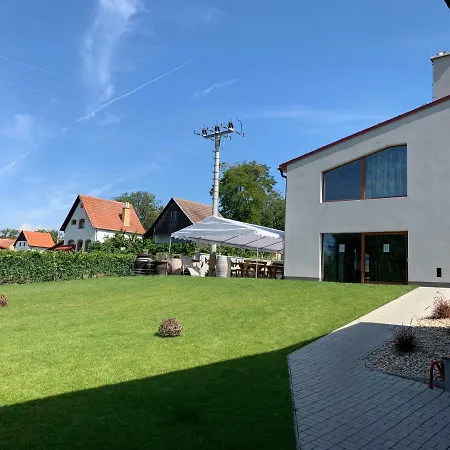 בית הארחה Vinarstvi Fabikovic Velké Bílovice